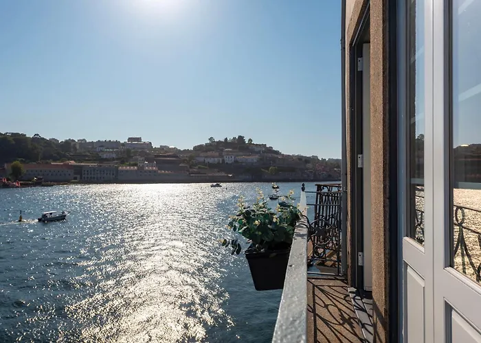 Premium River View Ii