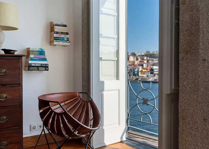 Premium River View Ii *